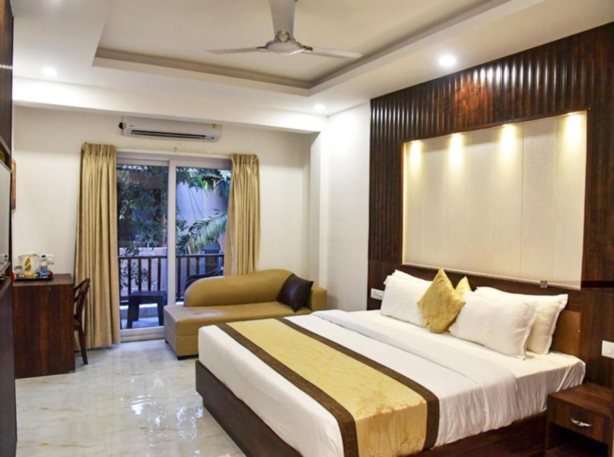 De Falcon Goa Beach Resort 칸돌림 외부 사진